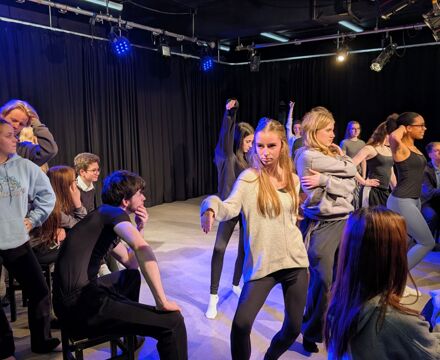 Pxl 20251124 1730105892